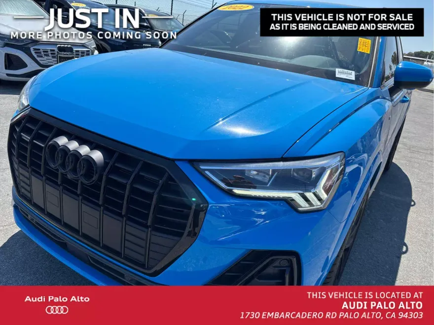 2022 Audi Q3 S line Premium Plus 45 TFSI photo 1