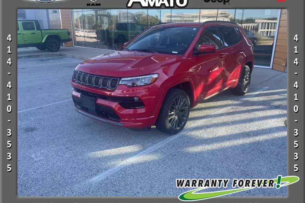 2024 Jeep Compass Limited photo 1