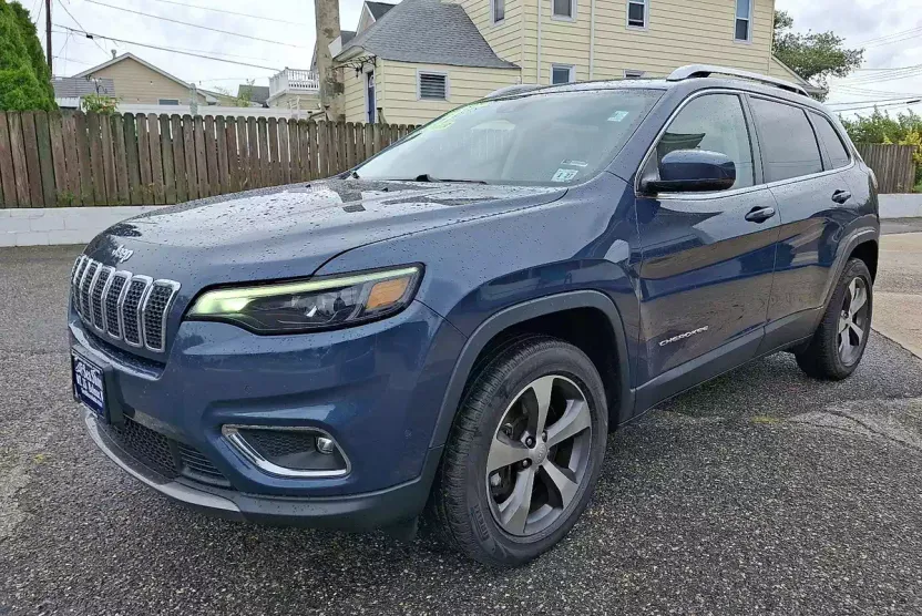 2021 Jeep Cherokee Limited photo 1