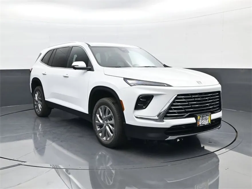 2026 Buick Enclave Preferred photo 1