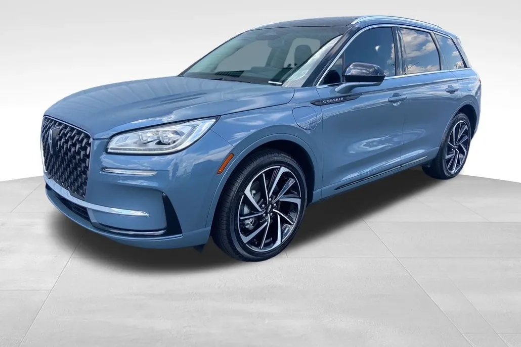 2024 Lincoln Corsair Grand Touring photo 1