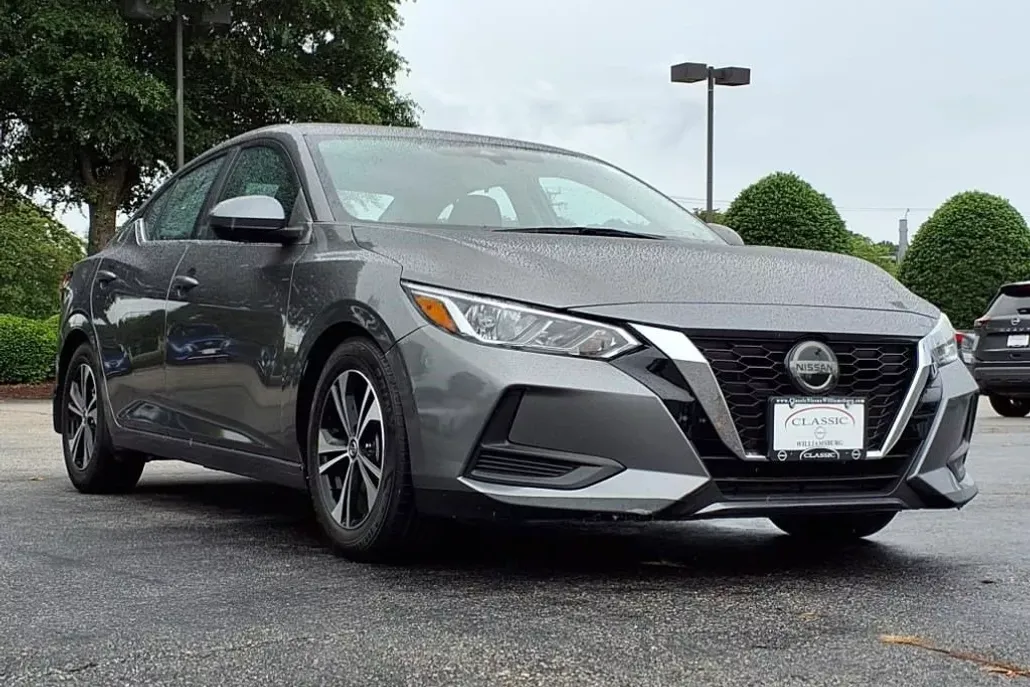 2021 Nissan Sentra SV photo 1