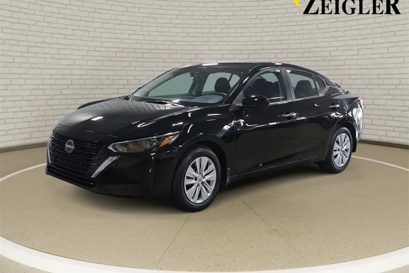 2025 Nissan Sentra S photo 1