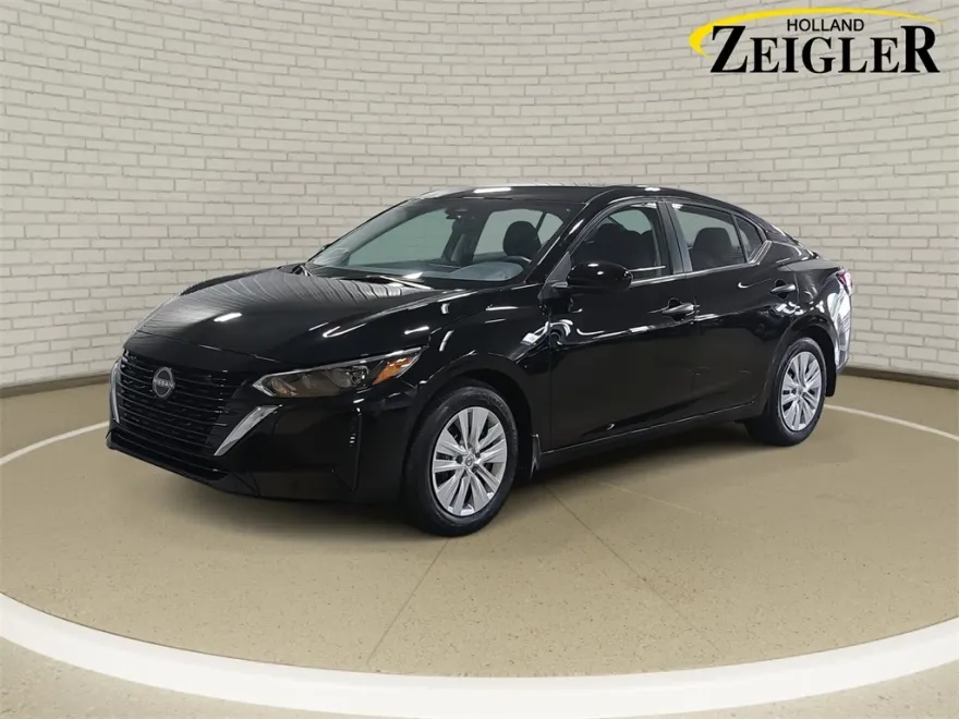 2025 Nissan Sentra S photo 1