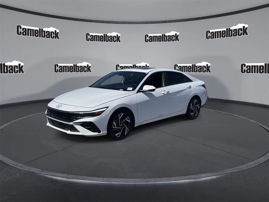 2025 Hyundai Elantra Hybrid photo 2