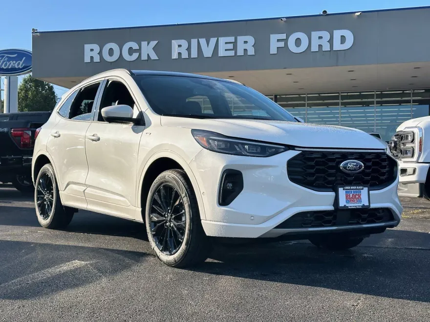 2024 Ford Escape ST-Line Elite photo 1