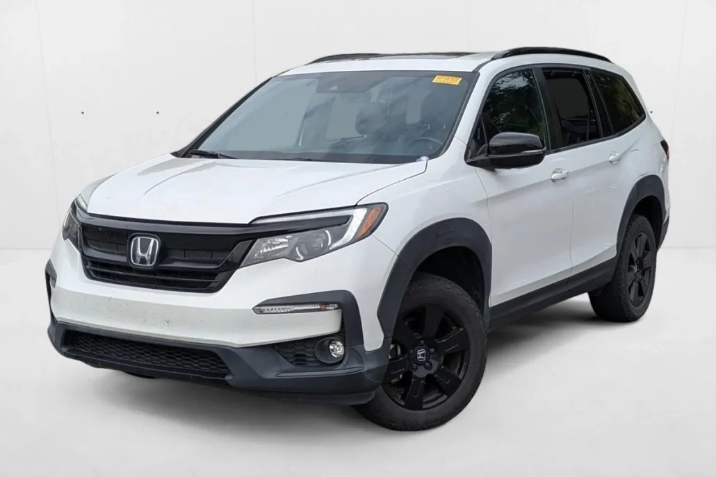 2022 Honda Pilot TrailSport photo 1