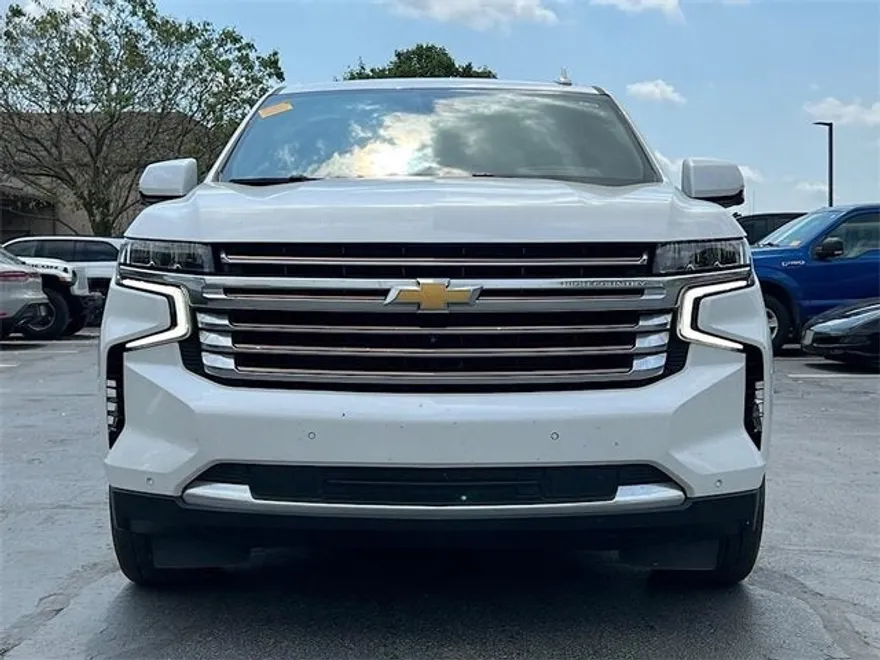 2021 Chevrolet Suburban High Country photo 1