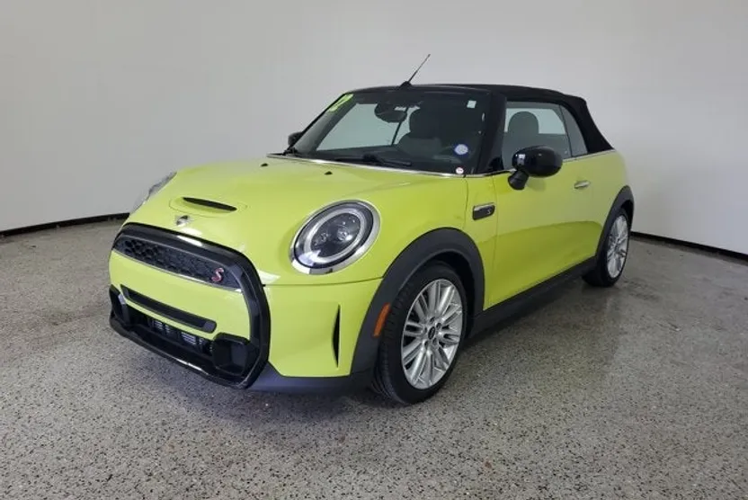 2022 Mini Cooper Convertible Signature photo 1
