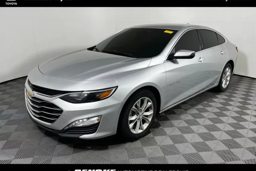 2019 Chevrolet Malibu 1LT photo 1