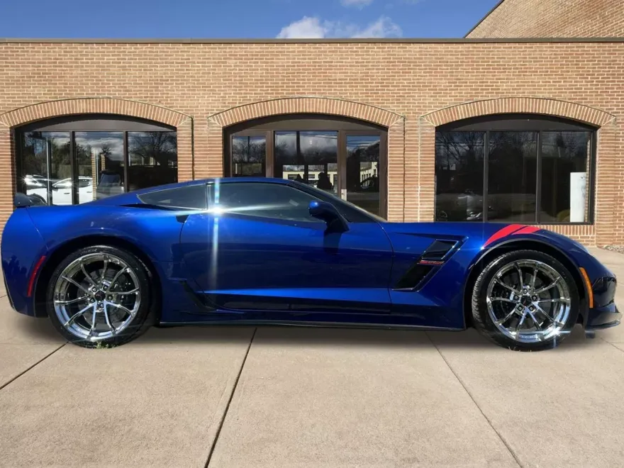 2017 Chevrolet Corvette Grand Sport 3LT Coupe photo 1