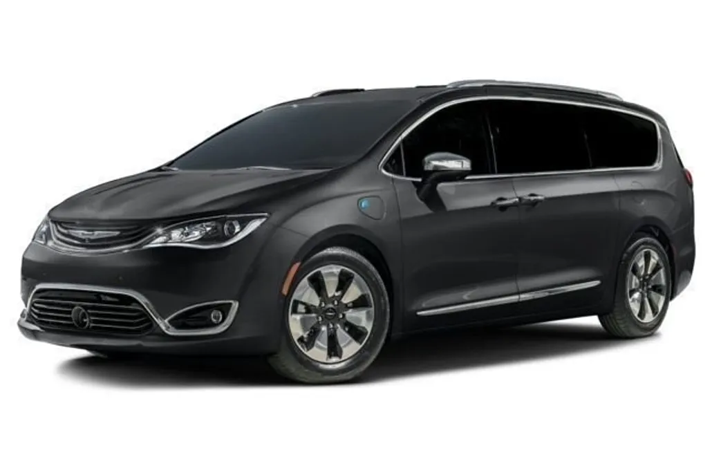 2018 Chrysler Pacifica Hybrid Limited photo 1