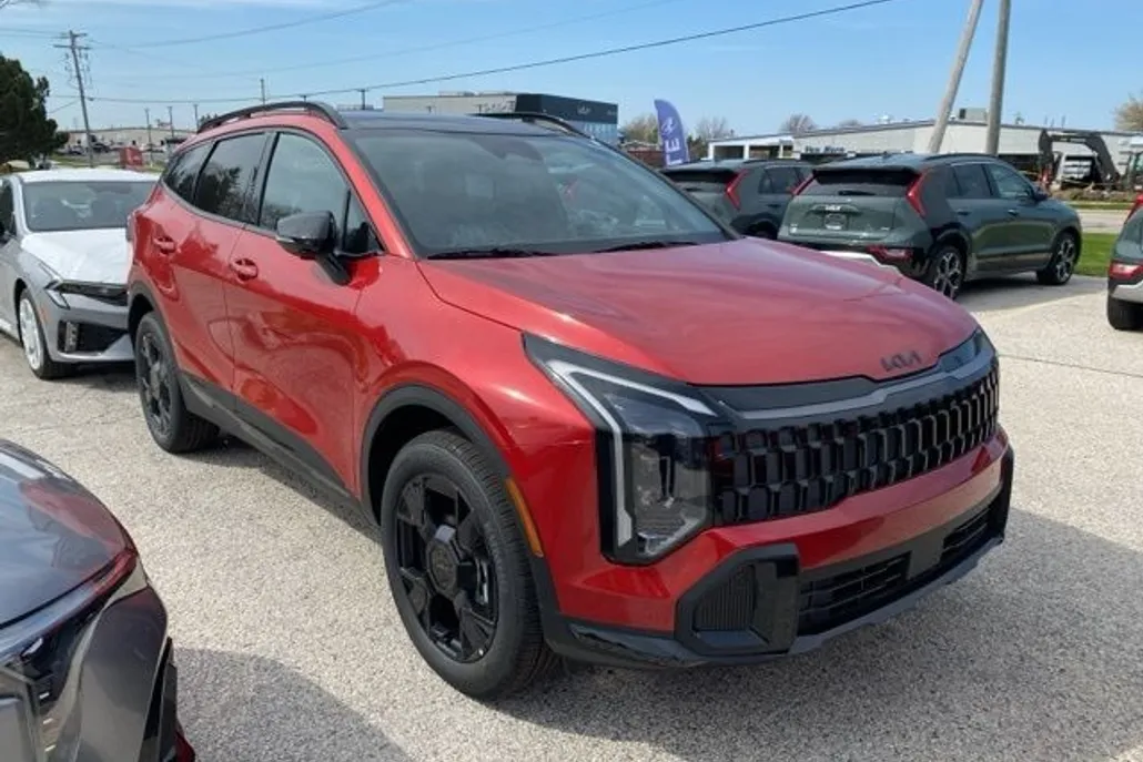 2026 Kia Sportage X-Line photo 1
