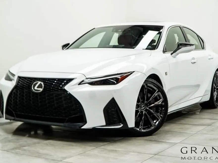 2022 Lexus IS 350 F SPORT photo 1