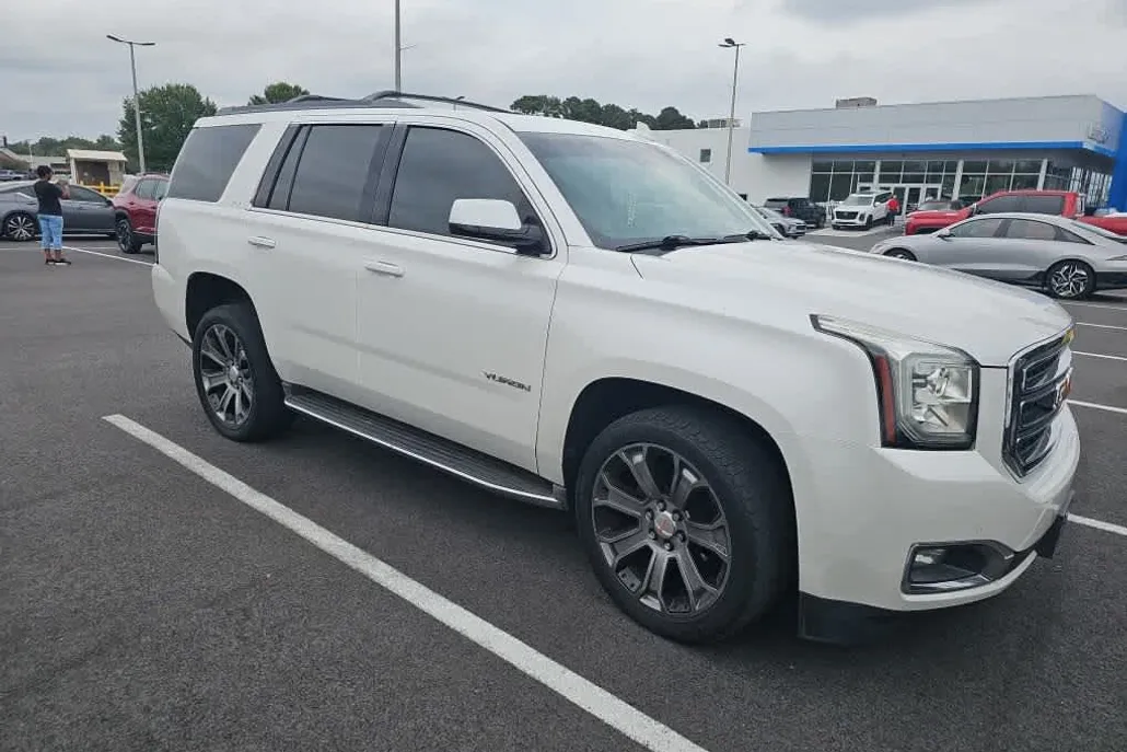 2016 Gmc Yukon SLT photo 1