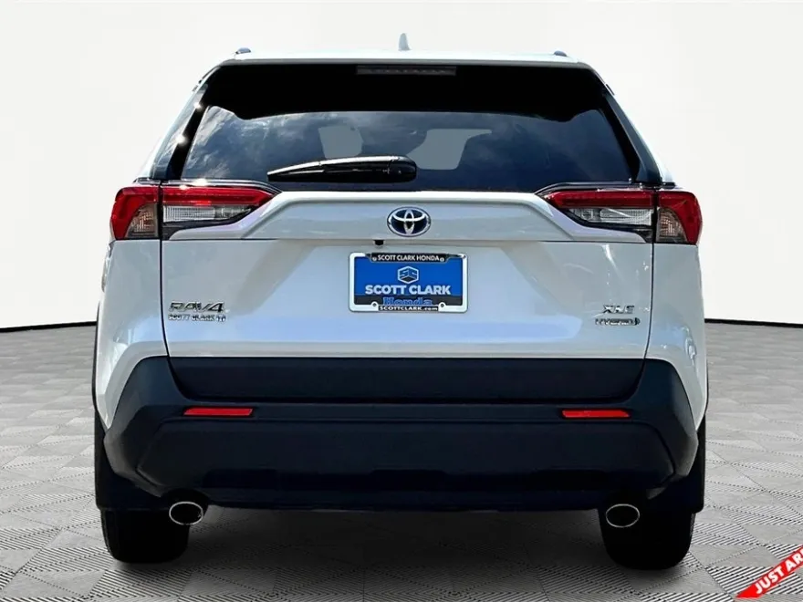 2024 Toyota RAV4 Hybrid XLE Premium photo 1