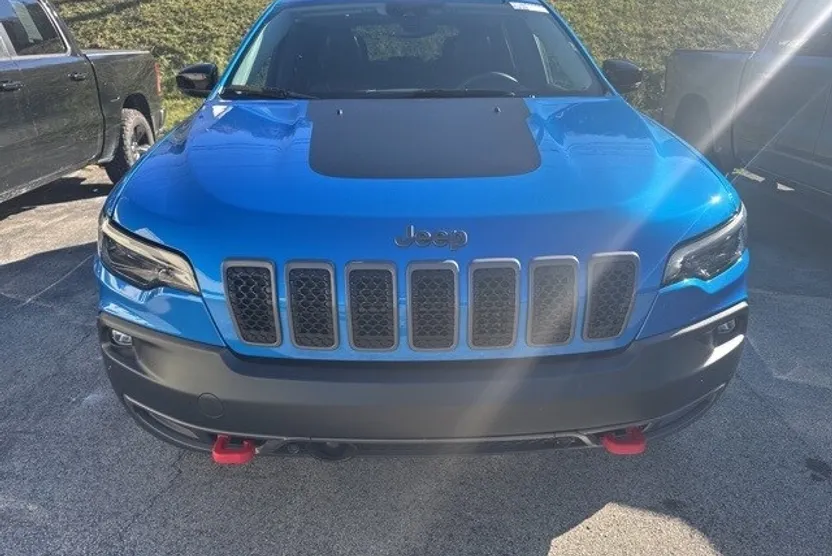 2022 Jeep Cherokee Trailhawk photo 1