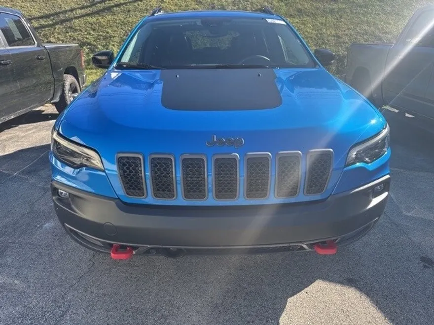 2022 Jeep Cherokee Trailhawk photo 1