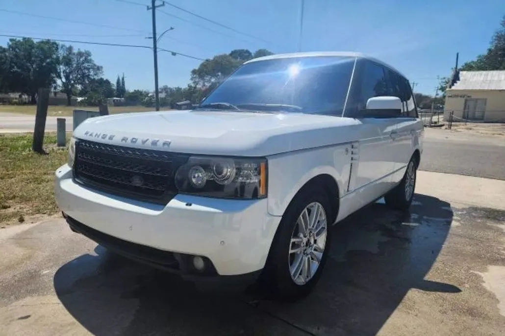 2012 Land Rover Range Rover HSE photo 1