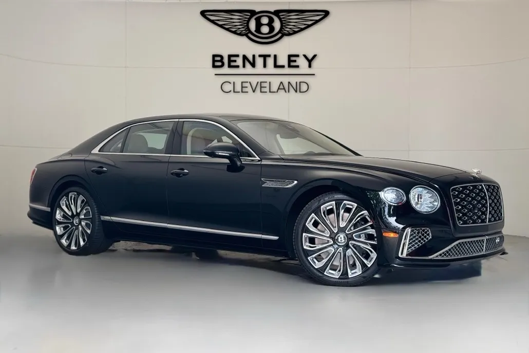 2025 Bentley Flying Spur Mulliner photo 1