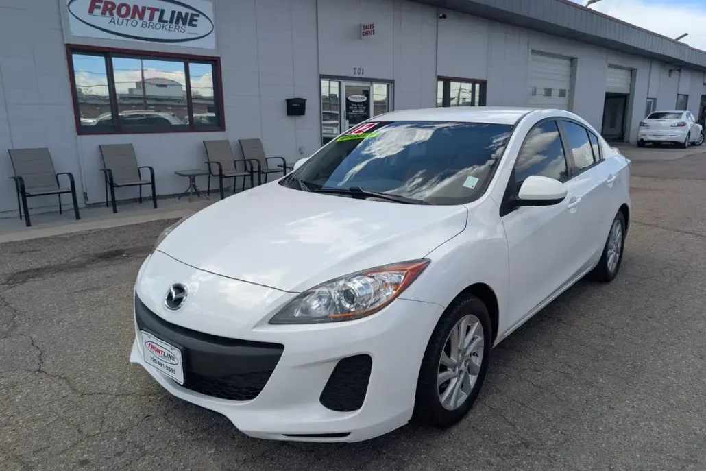 2012 Mazda Mazda3 Touring photo 1