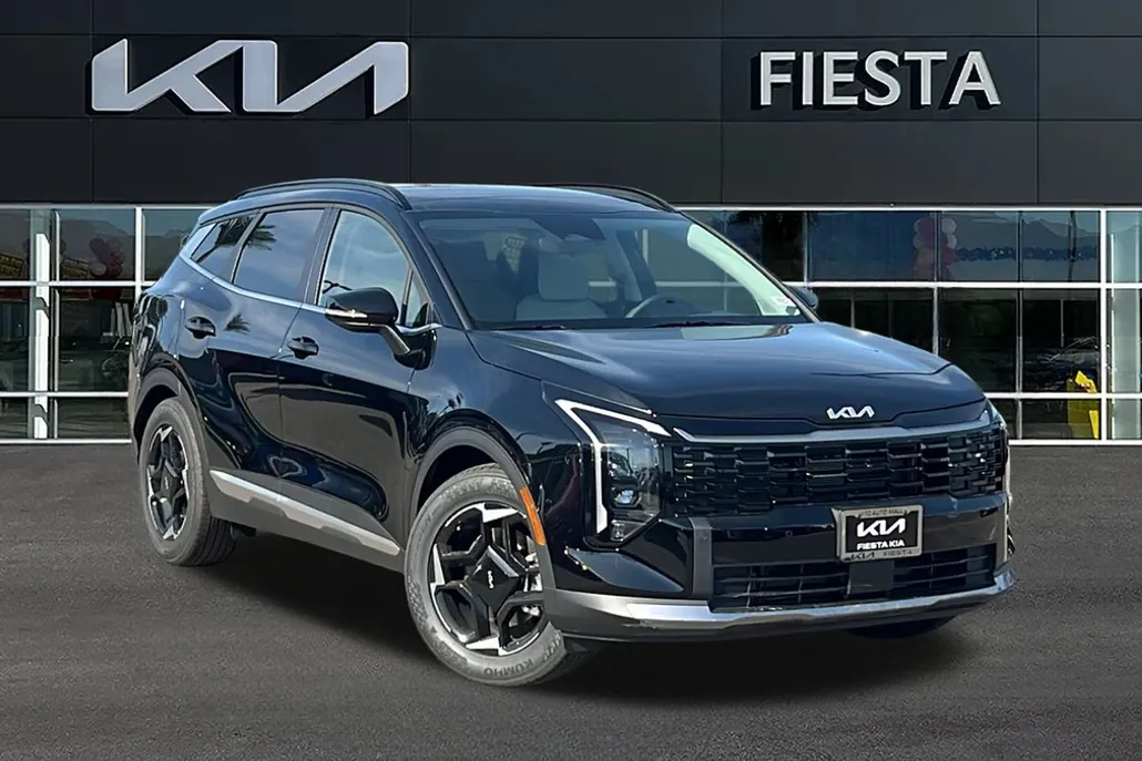 2026 Kia Sportage EX photo 1