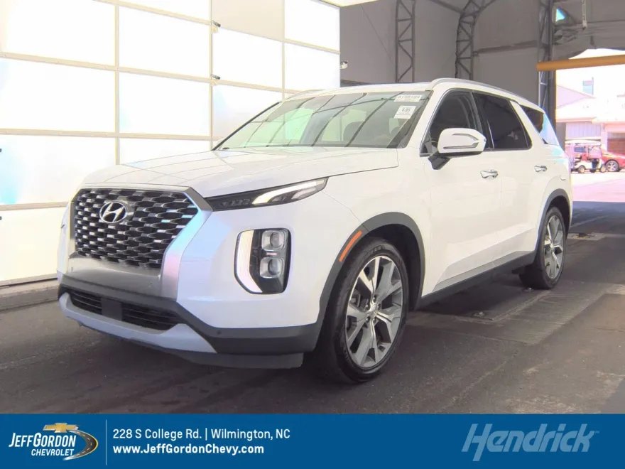 2020 Hyundai Palisade SEL photo 1