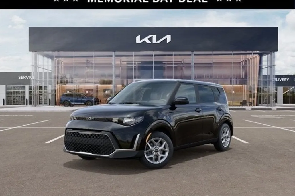 2025 Kia Soul LX S photo 1