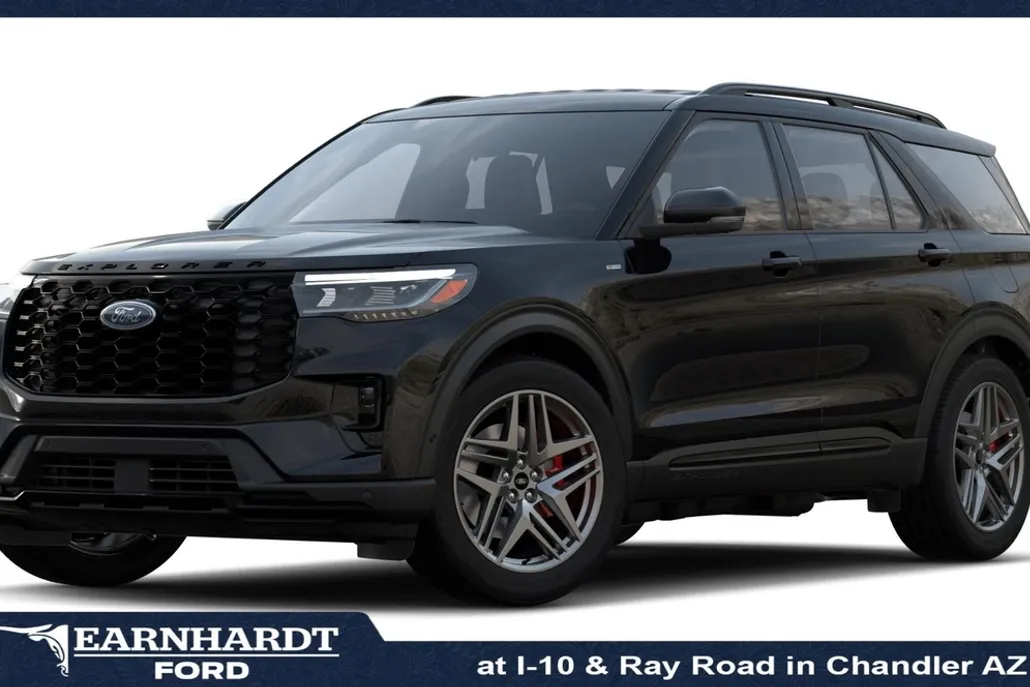 2025 Ford Explorer ST-Line photo 1
