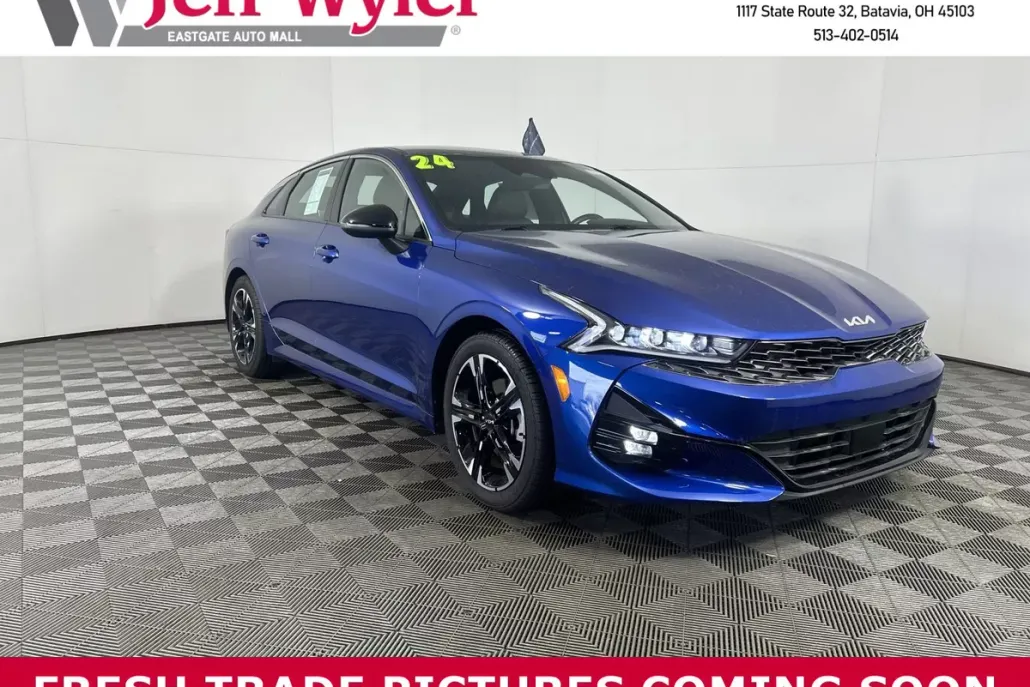2024 Kia K5 GT-Line photo 1