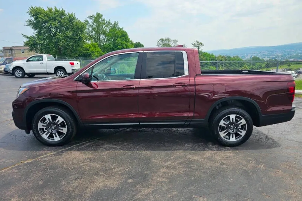 2019 Honda Ridgeline RTL photo 1