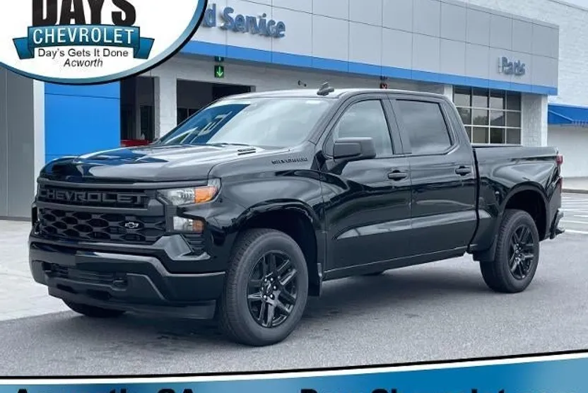 2026 Chevrolet Silverado 1500 Custom photo 1