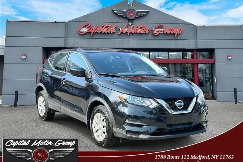 2020 Nissan Rogue Sport S photo 1