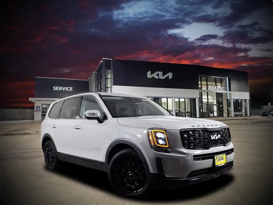 2022 Kia Telluride EX photo 1