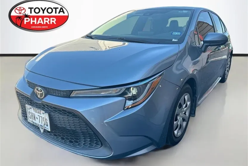 2022 Toyota Corolla LE photo 1
