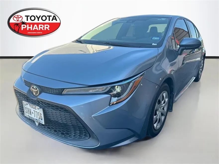 2022 Toyota Corolla LE photo 1