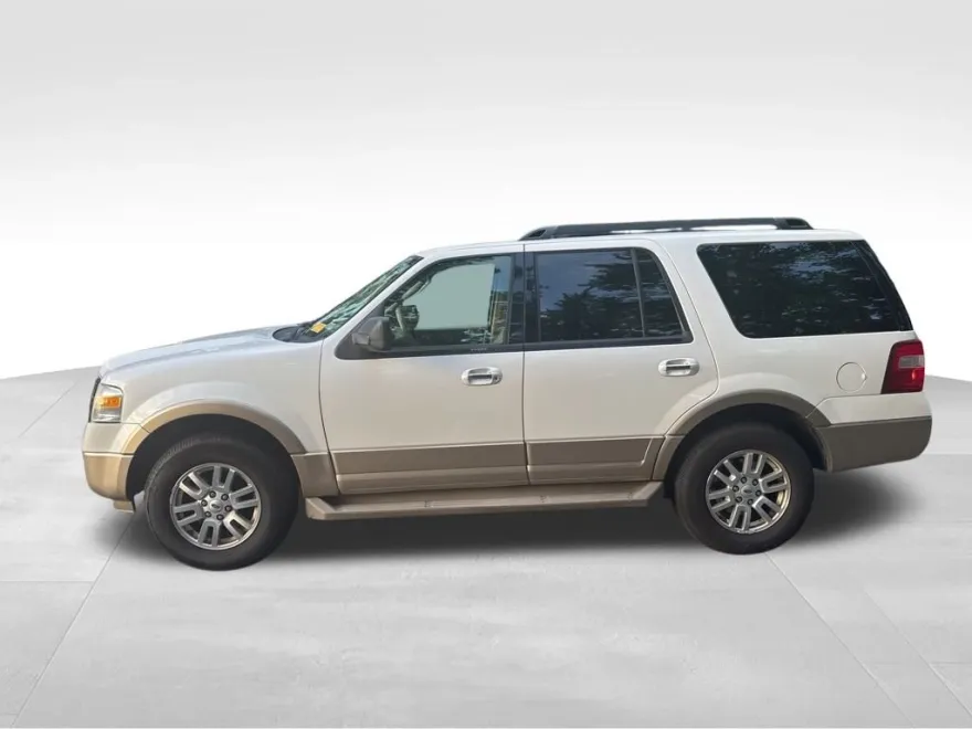 2012 Ford Expedition XLT photo 1