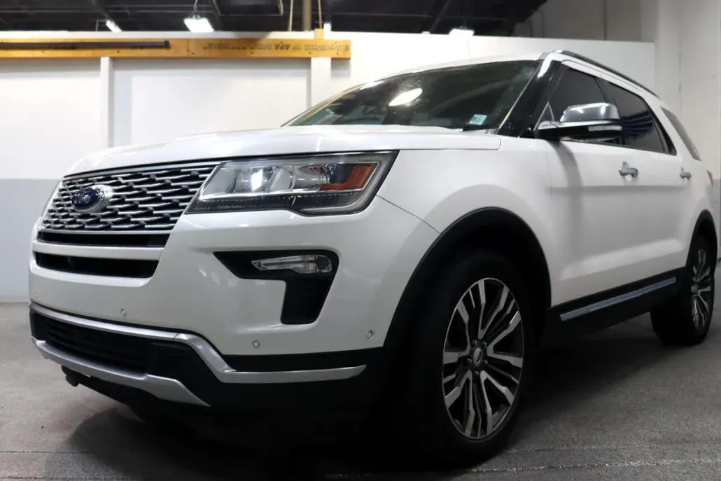 2018 Ford Explorer Platinum photo 1