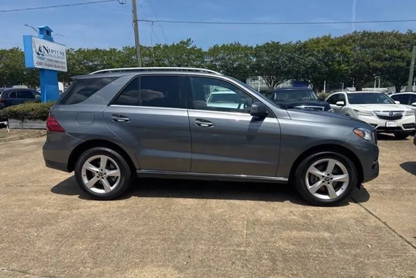 2018 Mercedes Benz GLE 350 4MATIC photo 1