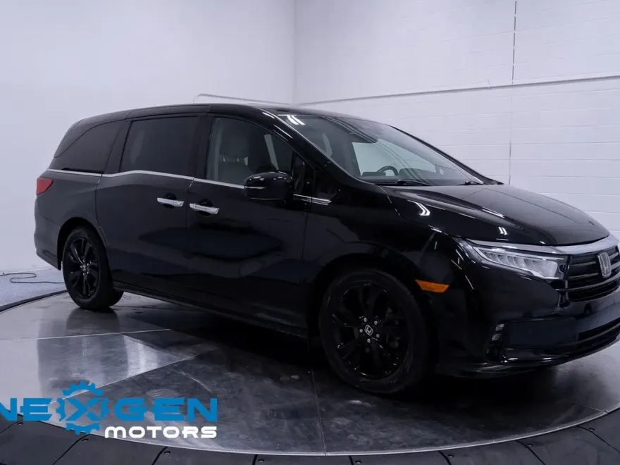 2022 Honda Odyssey Elite photo 1