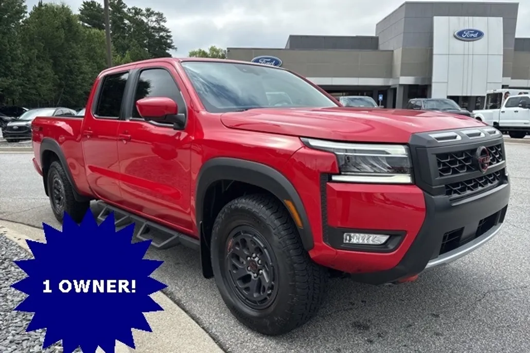 2025 Nissan Frontier PRO-4X photo 1