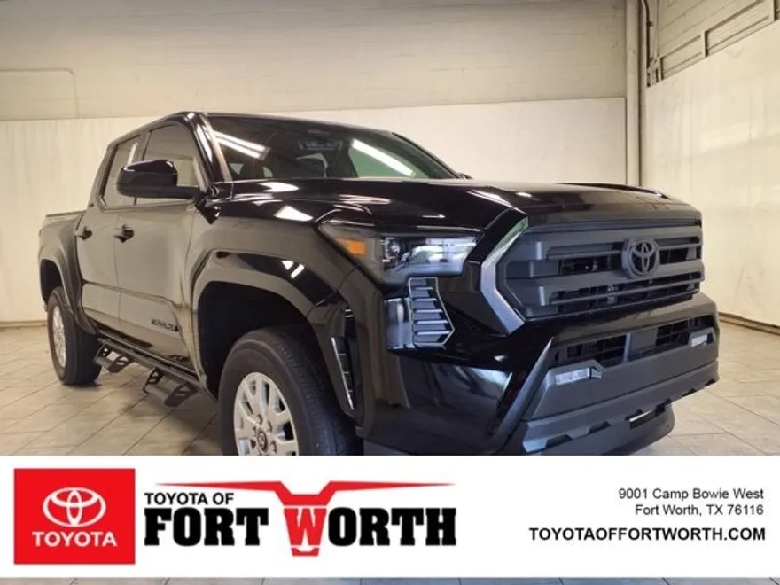 2025 Toyota Tacoma SR5 photo 1
