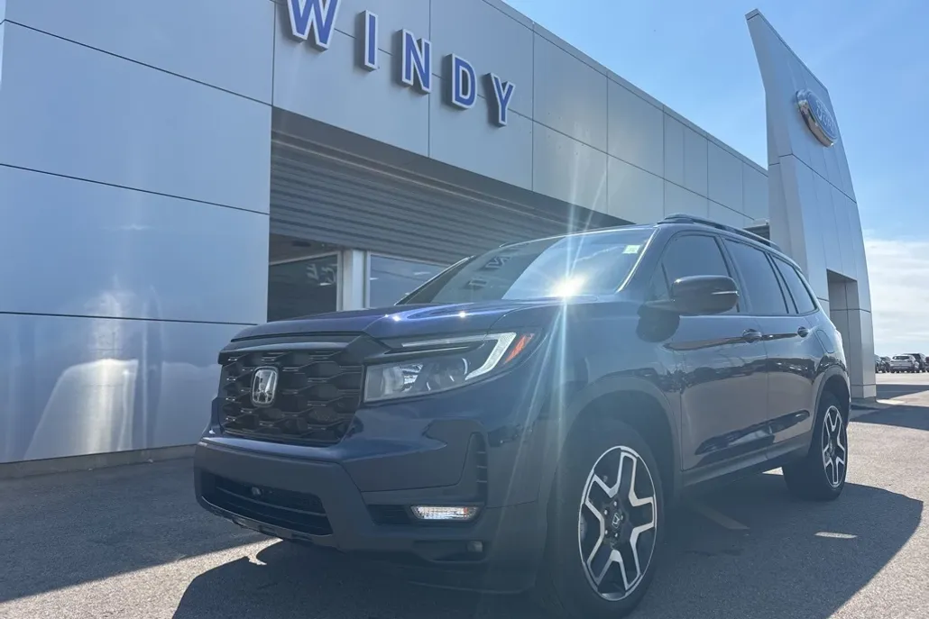 2023 Honda Passport Elite photo 1