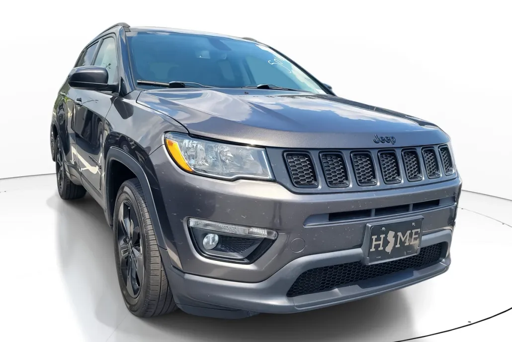 2019 Jeep Compass Latitude photo 1