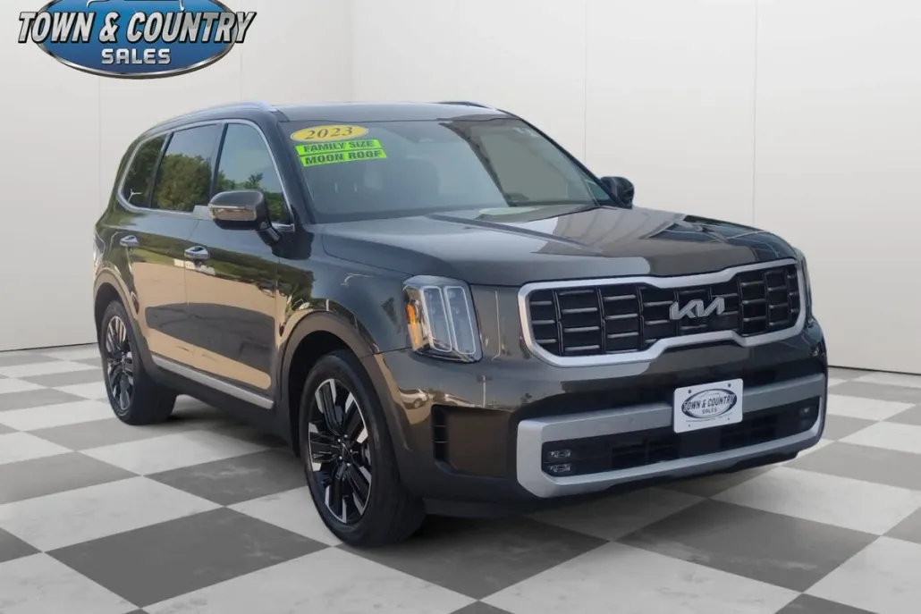 2023 Kia Telluride SX photo 1