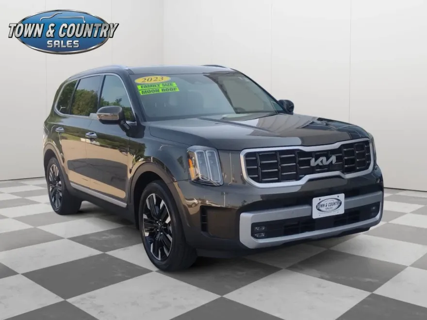 2023 Kia Telluride SX photo 1