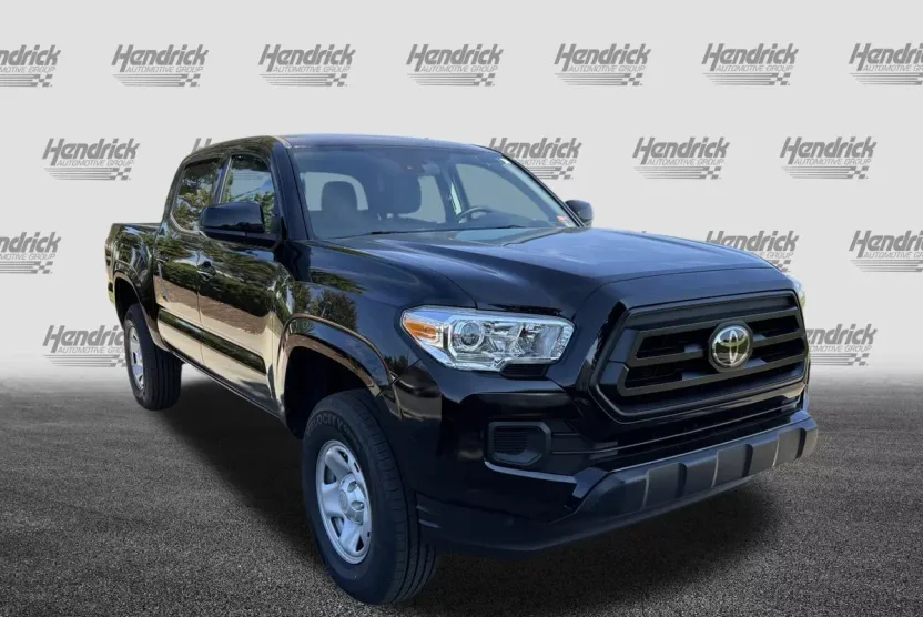 2021 Toyota Tacoma 4x4 SR photo 1