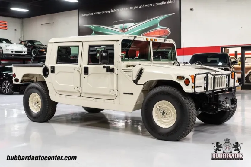 1995 Hummer H1 1 1/4 ton photo 1