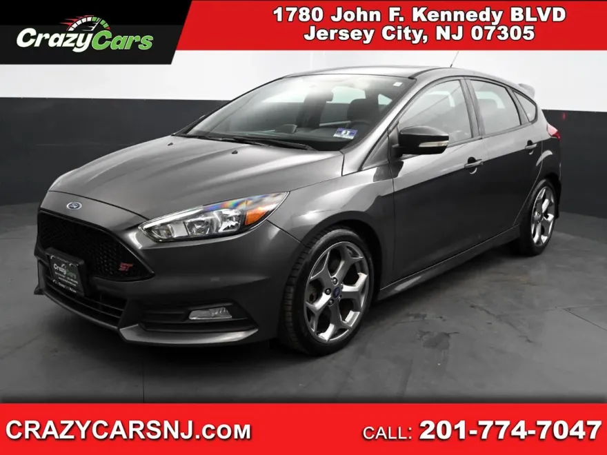 2015 Ford Focus ST photo 1