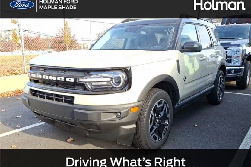 2024 Ford Bronco Sport Outer Banks photo 1